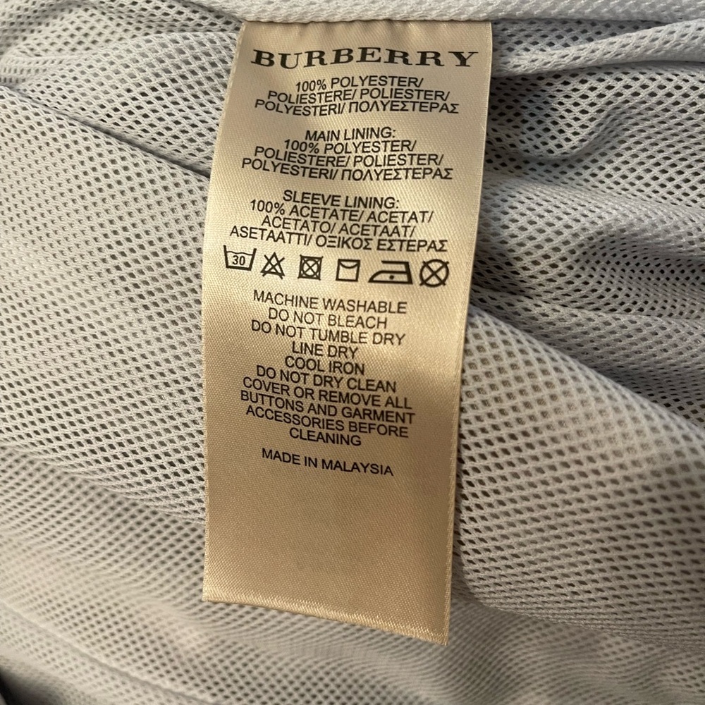 Burberry Plaid Trench Coat/ Raincoat - Beige and Gray NWOT - Picture 6 of 7
